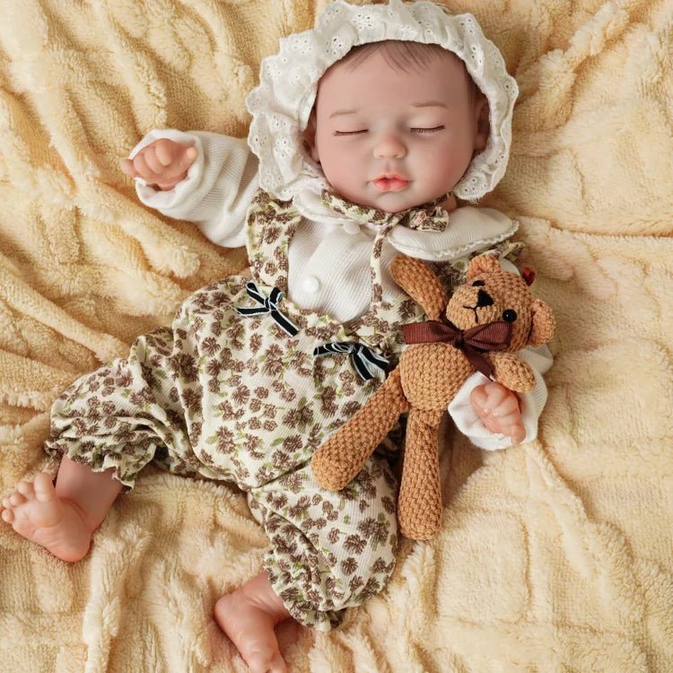 18" Lifelike Reborn Baby Doll
